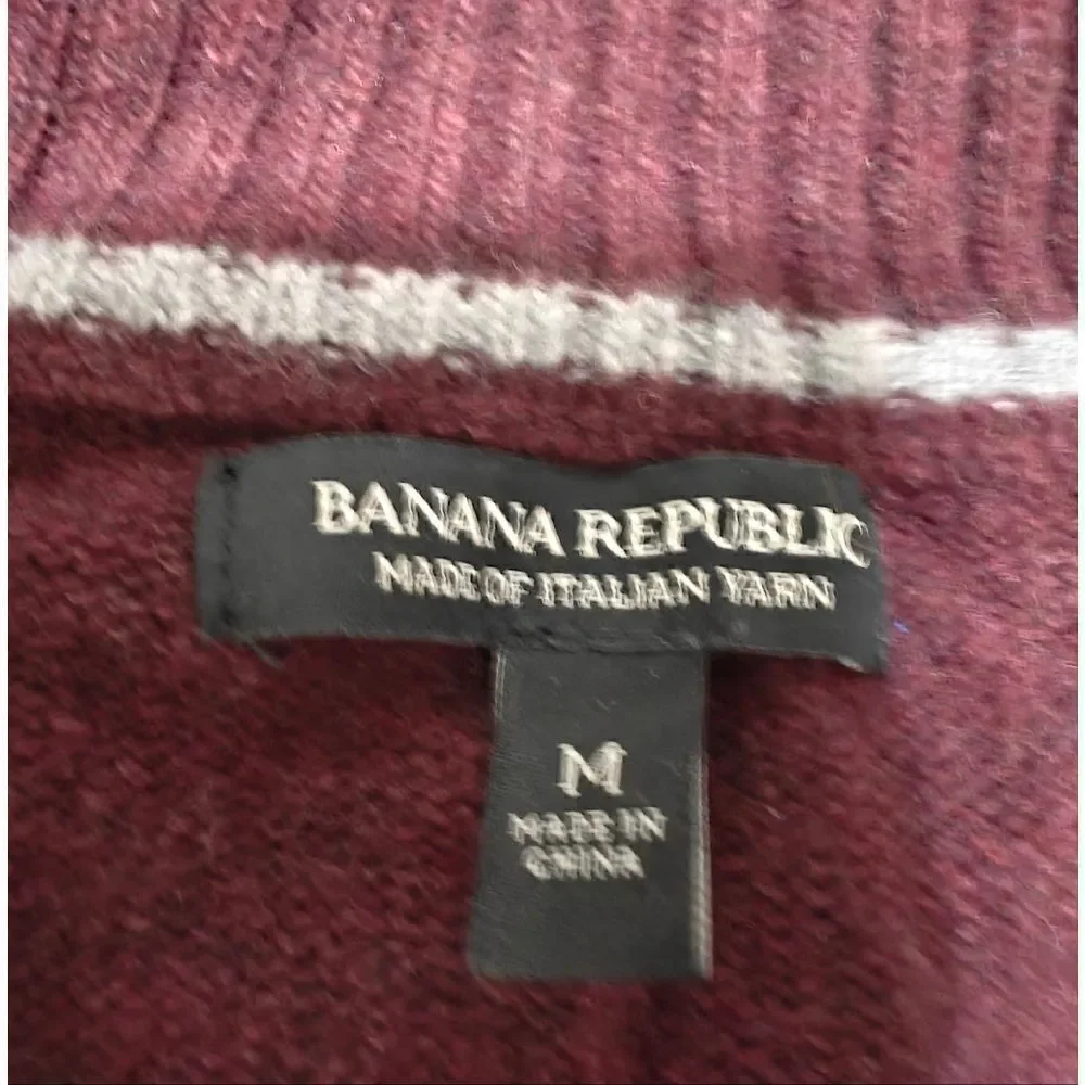 Banana Republic Italian Yarn Wool blend burgundy quarter zip sweater size M